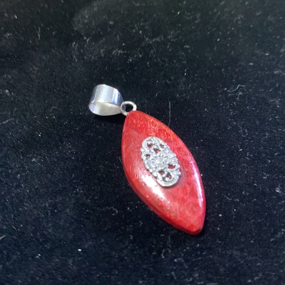 Sponge Coral Pendant in Sterling Silver - Picture 7 of 8